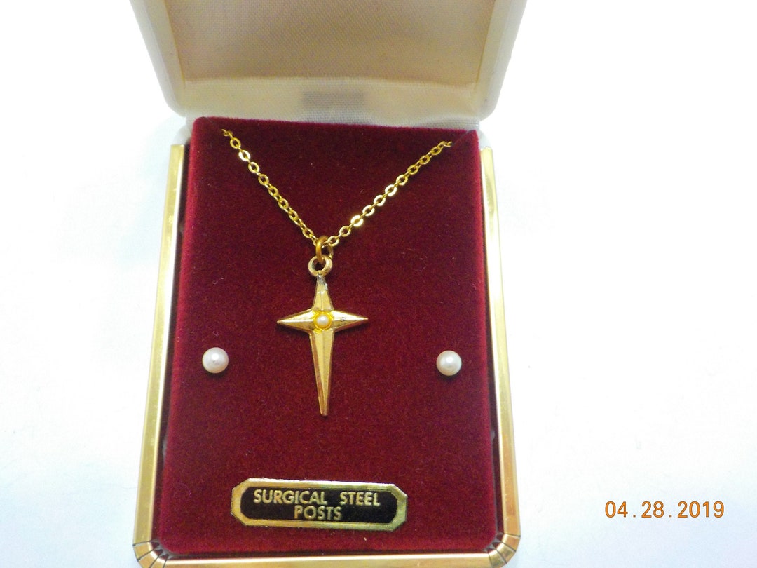 Gold Tone Cross Pendant Necklace Demi Parure 557 Etsy