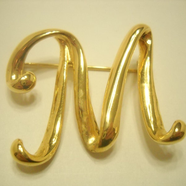 Letter "M" Broooch (0341) Shiny Gold Tone Metal