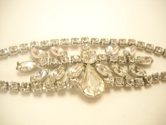 Gorgeous--Vintage 1950s DOUBLE STRAND RHINESTONES… - image 2