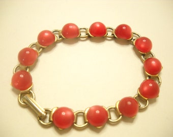 Vintage Red Moonstone Bracelet (5309) Gold Tone Hearts