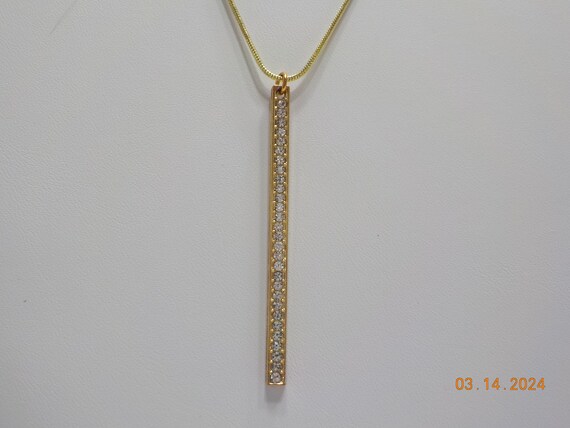 Vintage Gold Tone & Rhinestone Pendant Necklace (… - image 1