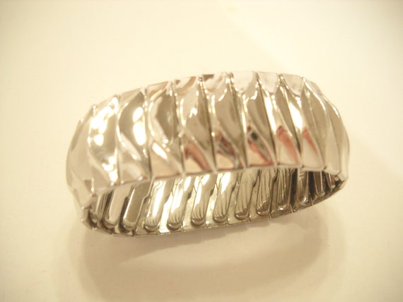 Vintage Trifari Silver Tone Stretch Bracelet (110… - image 3