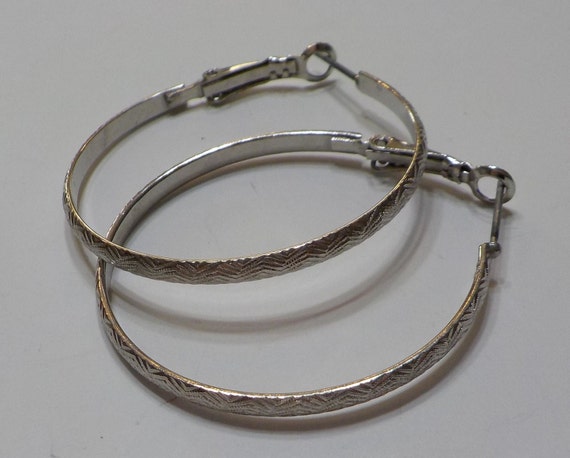 Vintage Lot Five Pairs Pierced Hoop Earrings (798… - image 5