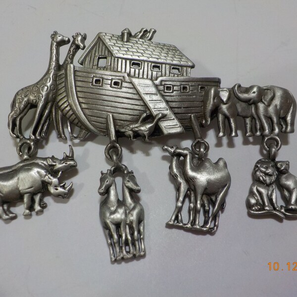 Vintage "JJ" Pewter Noah's Ark Brooch, Spoontiques (4581)