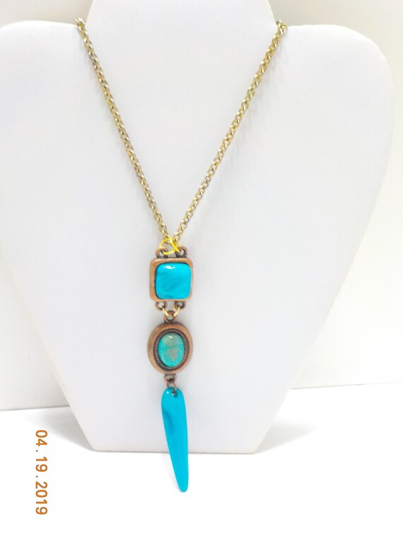 Vintage Faux Turquoise Pendant Necklace (329) - image 4