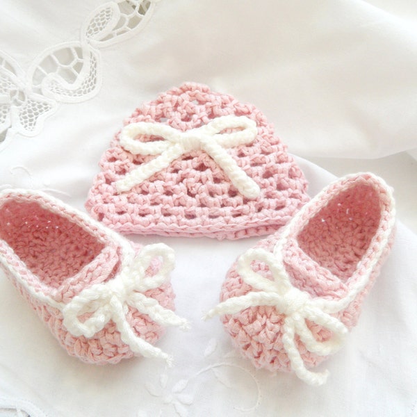 pembe baby accessories,baby slippers, baby hat, baby, newborn baby boties and hat, For the first photos