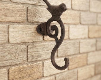 Rustic Bird S-Shaped Cast Iron Wall Hook – Farmhouse Coat & Key Holder