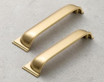 6-Piece Champagne Zinc Alloy Cup Pulls: Polished Cabinet Hardware for Drawers