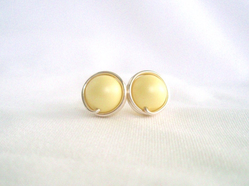 Pastel Yellow Pearl Stud Earrings Light Yellow Earrings Etsy