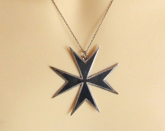 Vintage Siam Sterling Silver Black Maltese Cross Pendant - Circa 1950s or 1960s Niello Ware Cross Pattée Necklace