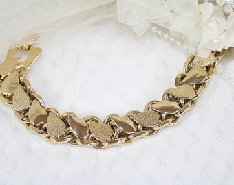Goldtone Link Bracelet Vintage Bracelet Perfect For Any Occasion Heavy Link Bracelet Gifts For Her Quality Vintage Bracelet