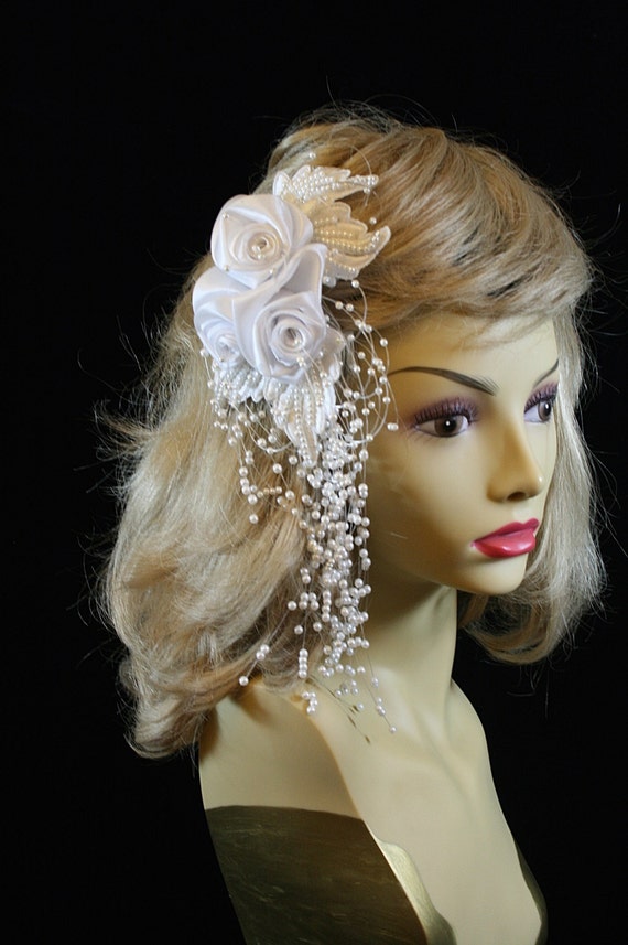 Vintage Bridal Faux Pearl Roses Beaded Hair Comb … - image 2