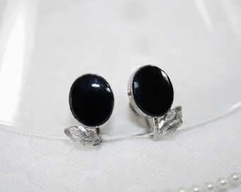 Vintage Sterling and Onyx Van Dell Earrings Dainty Onyx Earrings Perfect for any Occasion Vintage Screw On Earrings Designer Earrings