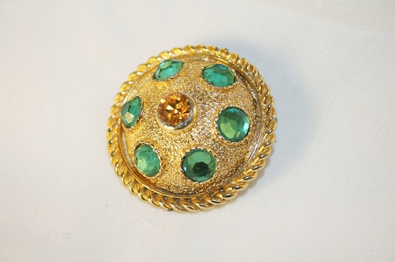 Vintage 1970s Mod Rhinestone Pin Brooch Emerald G… - image 6