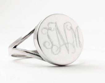 Monogram Ring Sterling Silver Round Personalized Custom Signet Ring for Women or Bridesmaid Present Round Gift