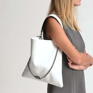 Erato leather bag in white, White shoulder bag, Small everyday tote, Stylish handbag, White leather purse, Women&#39;s bag, Statement bag