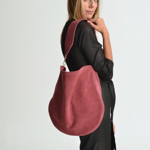 Anna Wildleder Hobo Tasche in Rosenholz, Burgunder Wildleder Ledertasche, Wein Wein große Umhängetasche, Rote Handtasche, Große Ledertasche, Wildleder Tragetasche