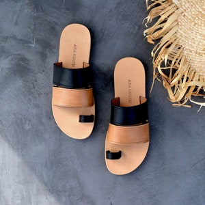 Women leather sandals, Greek sandals, Zenia sandals, Black and camel sandals, Leather slides, Toe ring sandals, Strappy sandals