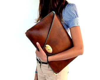 Brown leather clutch / Camel leather bag / Women business bag / Leather file folder / Laptop case 15 in