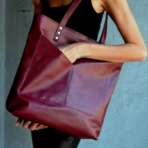 Große bordeaux Leder Einkaufstasche, Estia Tote, Leder Einkaufstasche, Damen Businesstasche, bordeauxfarbene Leder Umhängetasche, bordeaux Ledertasche