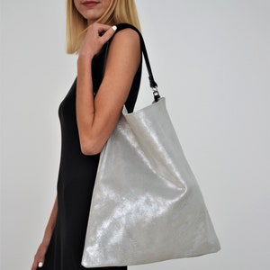 Akathi sparkling silver bag, Silver leather hobo bag, Silver large shoulder bag, Silver handbag, Big leather bag, Shopper bag, Tote bag image 5