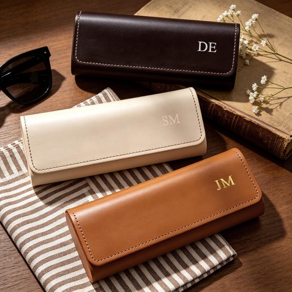 Personalized Glasses Case, Custom Sunglasses Box, Eyeglasses Holder, Vintage Magnetic Vegan Leather Glasses Case, Gift for him, Gift for her