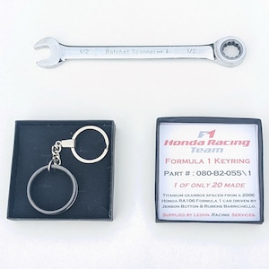 K12: Llavero metálico con forma de caja de cambios de coche de carreras de titanio Honda F1, ideal para conducir un coche de Fórmula 1, ideal para hombres, deportes de motor, carreras de autos, regalo de Navidad.