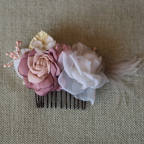 Victorian Bridal Comb, Pink Flower Hair Comb, Blush White Hair Piece Wedding, Romantic Hair Accessory for Bride, Feather Fascinator Clip