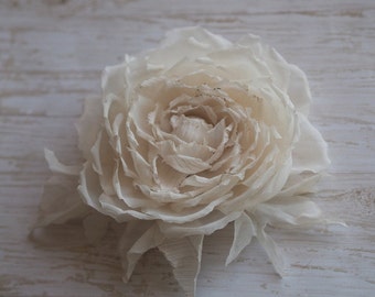 Flowers Hair Accessories Wedding, Ivory Rose Hair Clip, Bridal Rose for Hair, Chiffon Flower Pin, Ivory Hairpiece, Wedding Floral Fascinator