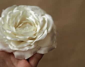 Ivory Satin Rose Hair Clip or Flower Brooch – White Silk Flower for Bridal Hair, Wedding Accessories & Elegant Styling Hair Pin