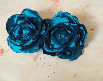 Teal Brooch Flower for Women, Extra Large Silk Flower Teal, Turquoise Headpiece, Petrol Blue Wedding Hair Accessories,Satin Flower Hair Clip