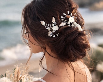 Seashell Hair Pins for Beach Wedding, Coastal Bridal Hair Accessories, Mermaid Hair Piece, Nautical Shell Hair Pins, Ocean Bride