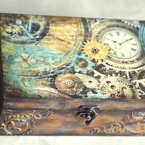 Steampunk Uhrenbox aus Holz für Herren - Herrenuhren-Box mit 6 Fächern, rustikale Schmuckbox Zahnräder & Uhren, Valet Organizer, Geschenk für Ihn