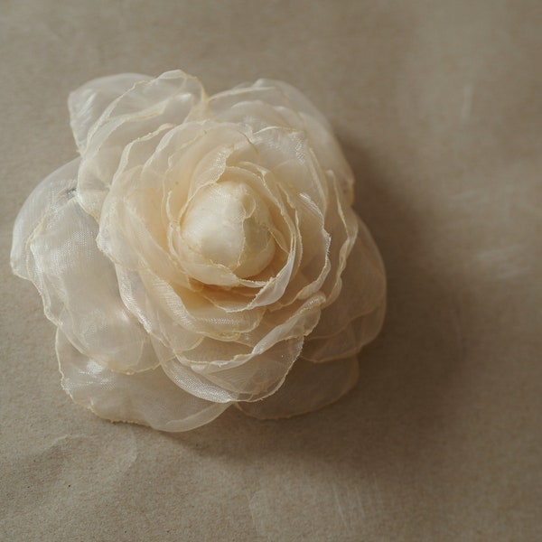 Wedding Hair Flower, Cream Rose Clip, Bride Hair Accessories, Bridal Floral Hair Pin, Organza Flower Hair Piece, Champagne Bridal Hair Clip