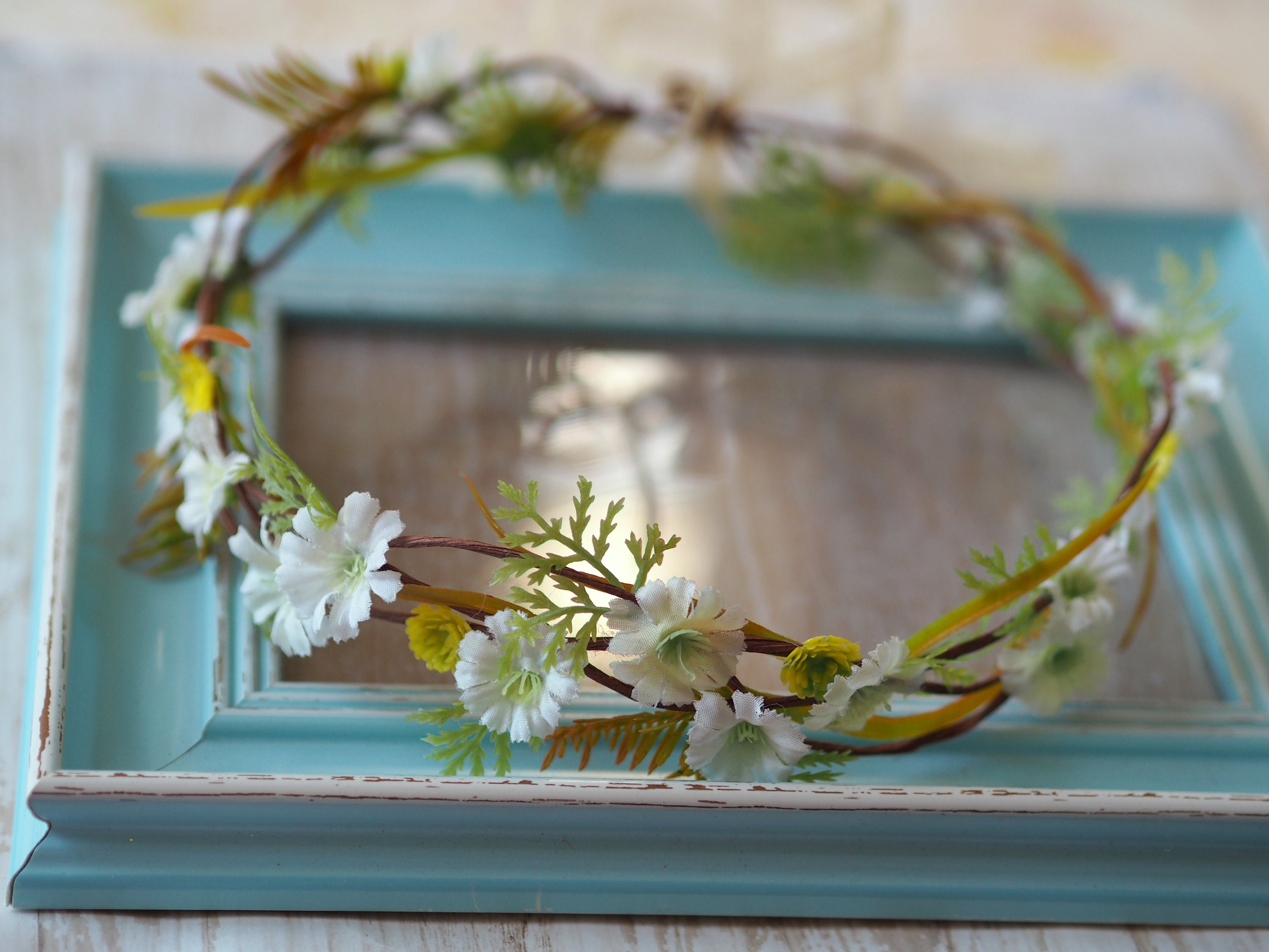 White Flower Crown for Girls, First Communion Floral Halo  display picture 1