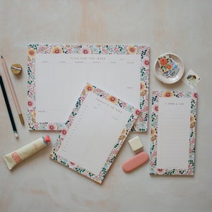 Desktop Stationery Bundle 1a - Jotter, A5 Day Planner and A4 Week Planner