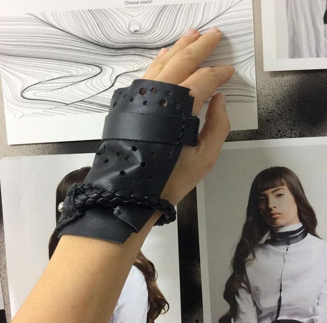 EPONINE BELTED LEATHER HAND BAG MADE IN ITALY/エポニーヌベルテッドレザーハンドバッグ EPONINE BELTED LEATHER HAND BAG MADE IN ITALY⁄エポニーヌベルテッド