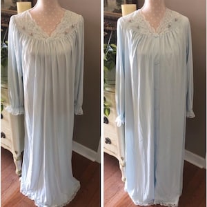 Vtg Shadowline Peignoir Set Robe & Gown Blue W/Lace Rosettes Full Length Women M