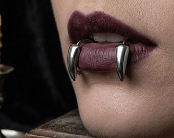 Vampire Fang Lip Ring No Piercing, Halloween Unisex Stainless Steel Jewelry, Gothic Clip On Labret 4 Colors