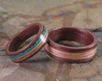 Intarsio fatto a mano in turchese e quercia in set da sposa in legno curvato di noce, anello anniversario