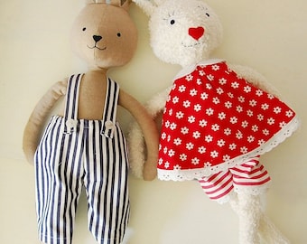 Instructions: Sew reversible dress + pants for cuddly toy