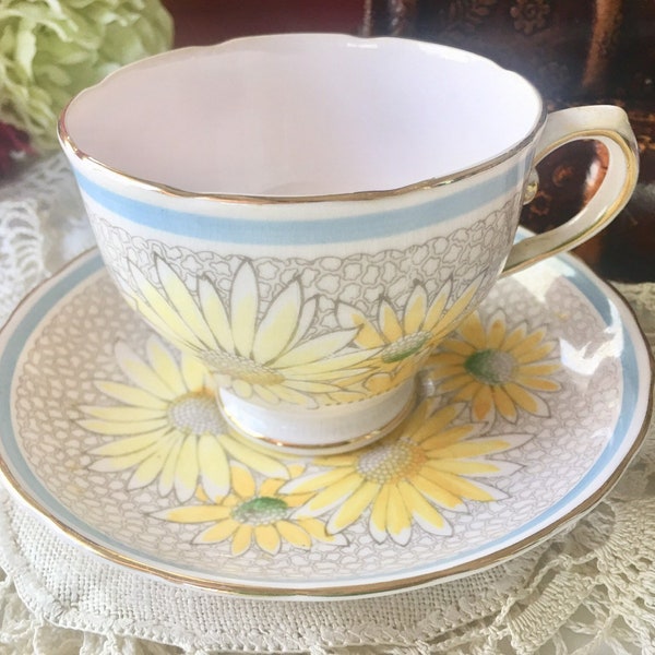 Gorgeous Tuscan Vintage Teacup and Saucer Set With Daisy Chintz Pattern made in England FREE SHIPPING