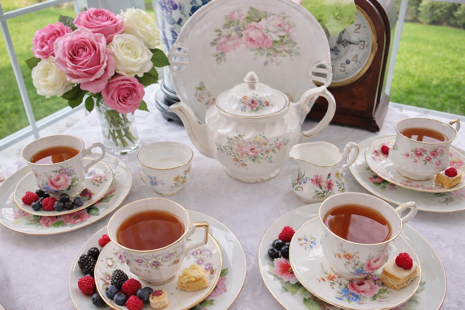 Bridgerton tea set - Etsy 日本