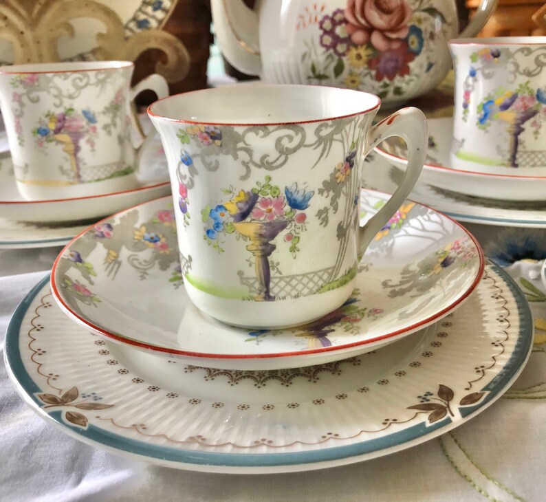 Sweet Tea Set English Vintage Tea Set Tea for 4 Alice in Etsy