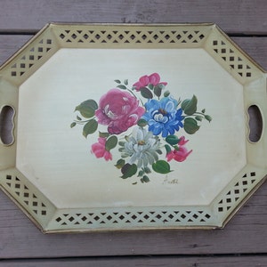 Gorgeous Toleware Tray by Nashco, New York, signed by Artist, 20 Inches by 15 Inches Hand Painted Metal Tray Shabby Chic