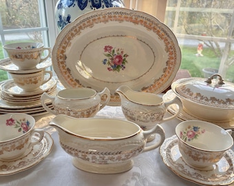 Stetson American Beauty China Set, 26 piece set, circa 1940s-1950s