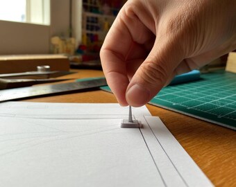 Dollhouse Lamppost Template 1:12 Scale — Printable Miniature Furniture Cut-Out Pattern