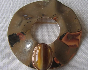 Vintage gold tone modernist brooch