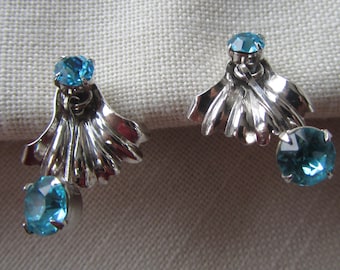 Vintage sterling Bond Boyd screw back earrings with blue rhinestones