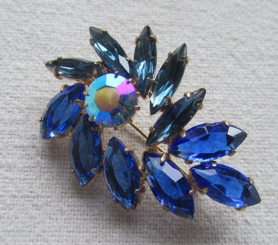 Broche Vintage Ancienne Avec Strass Bleu - Bijou D'occasion